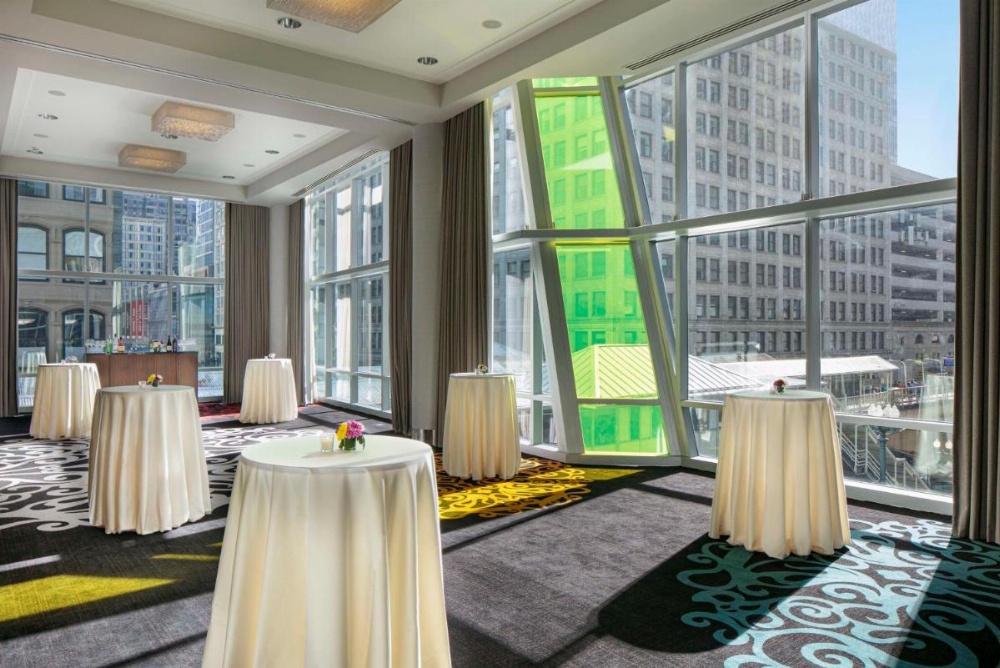 theWit Chicago, a Hilton Hotel Image 18
