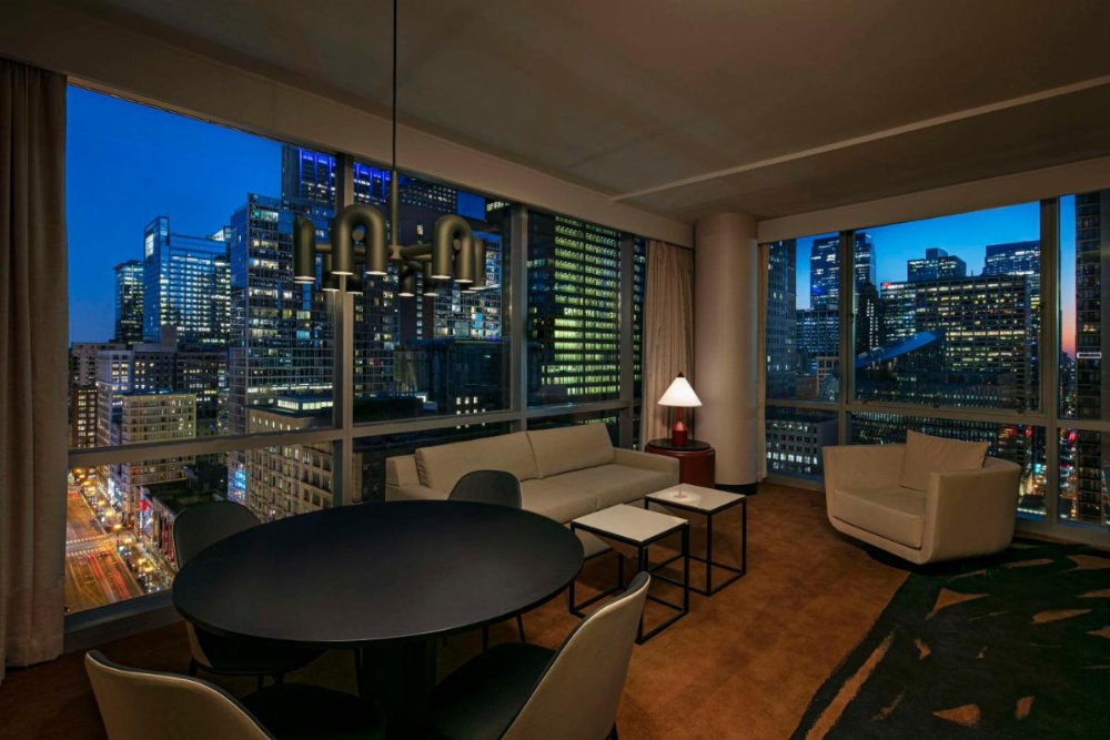 theWit Chicago, a Hilton Hotel Image 33