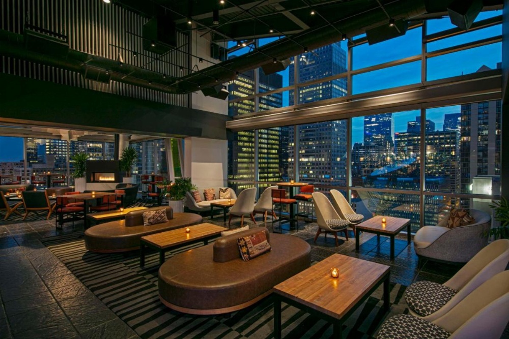 theWit Chicago, a Hilton Hotel Image 38